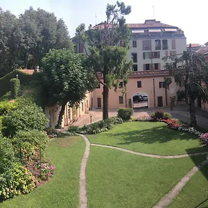 In Centro Aparthotel